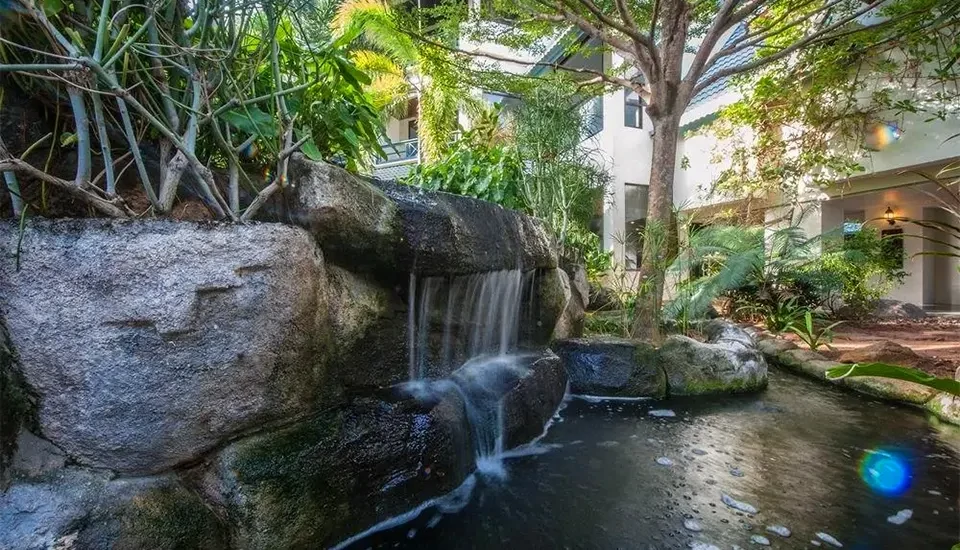 هتل فی فی آیلند کابانا